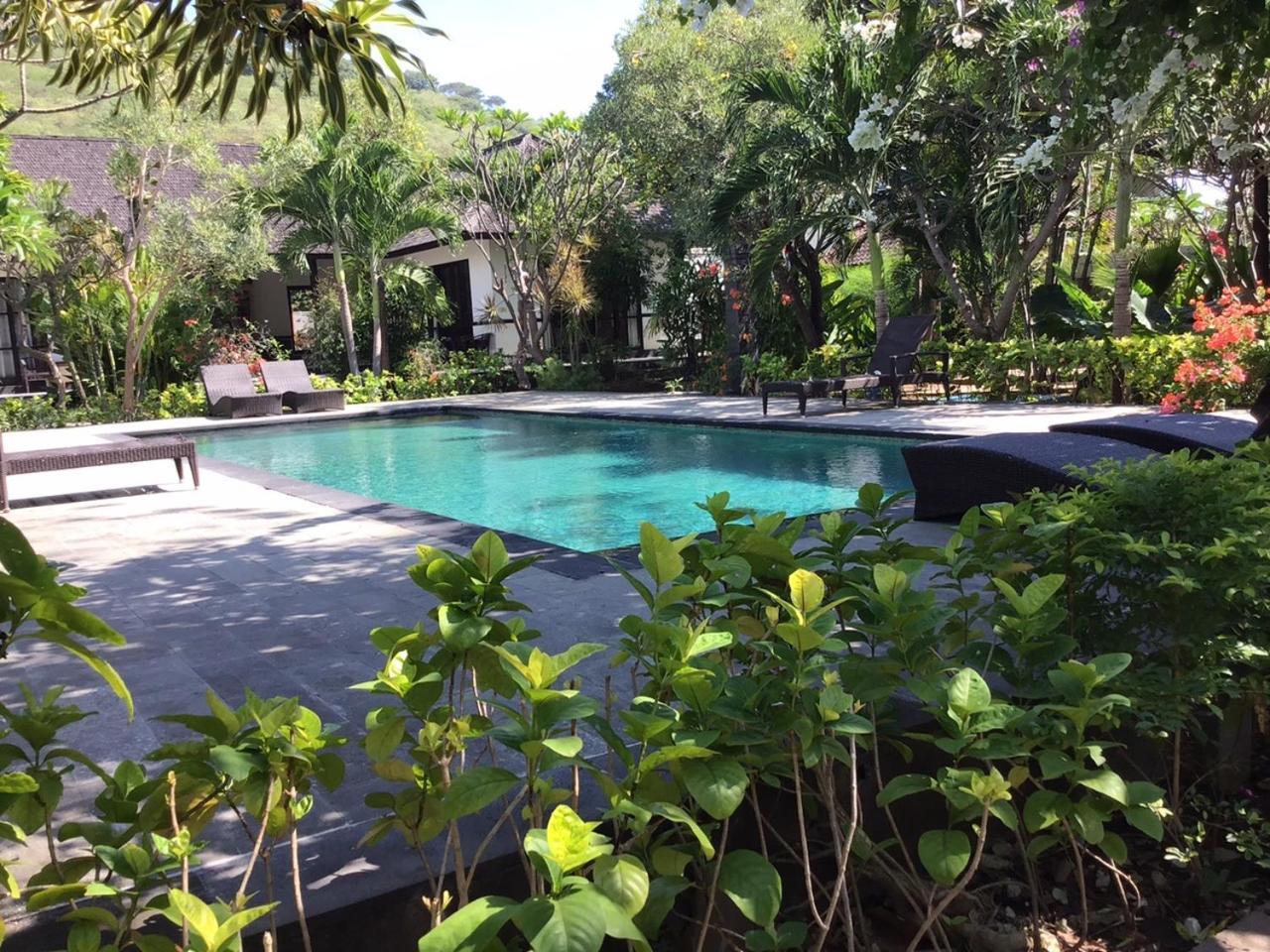 Taman Dewi Sri Villa et Bungalow Pemuteran Exteriör bild