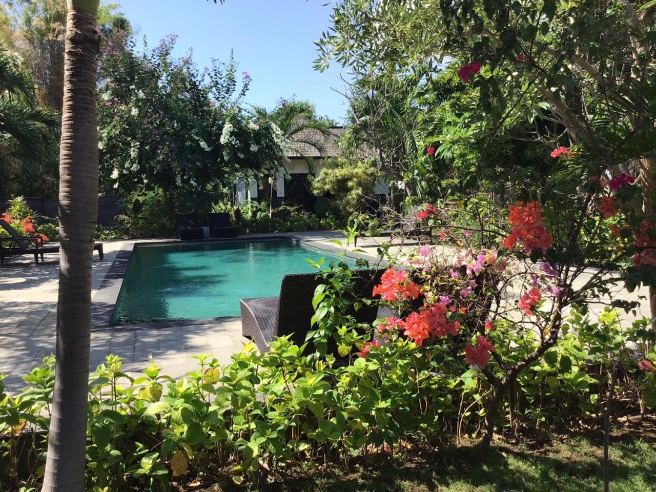 Taman Dewi Sri Villa et Bungalow Pemuteran Exteriör bild