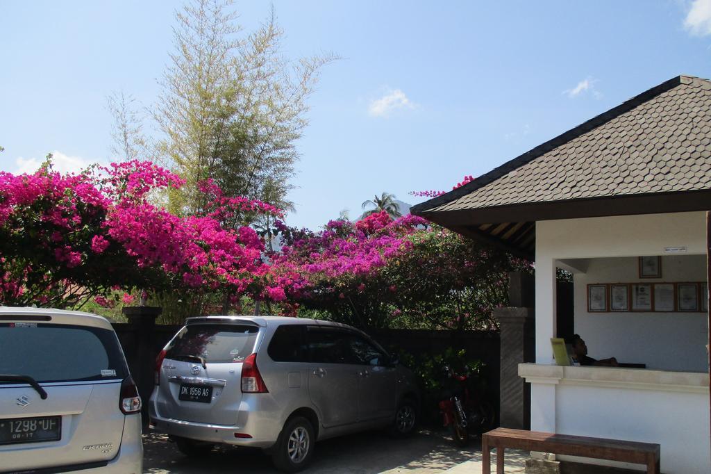 Taman Dewi Sri Villa et Bungalow Pemuteran Exteriör bild