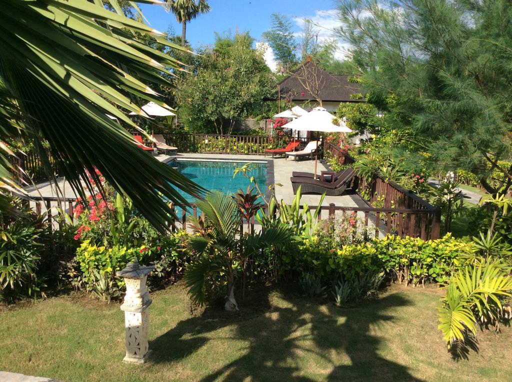 Taman Dewi Sri Villa et Bungalow Pemuteran Exteriör bild