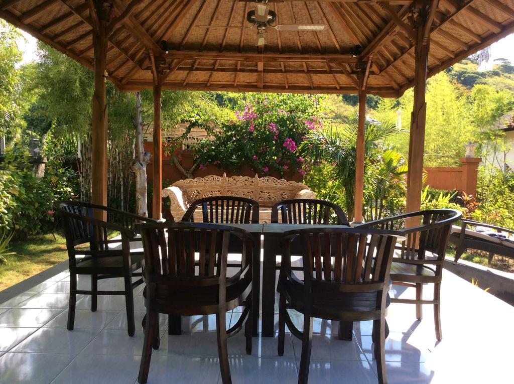 Taman Dewi Sri Villa et Bungalow Pemuteran Exteriör bild