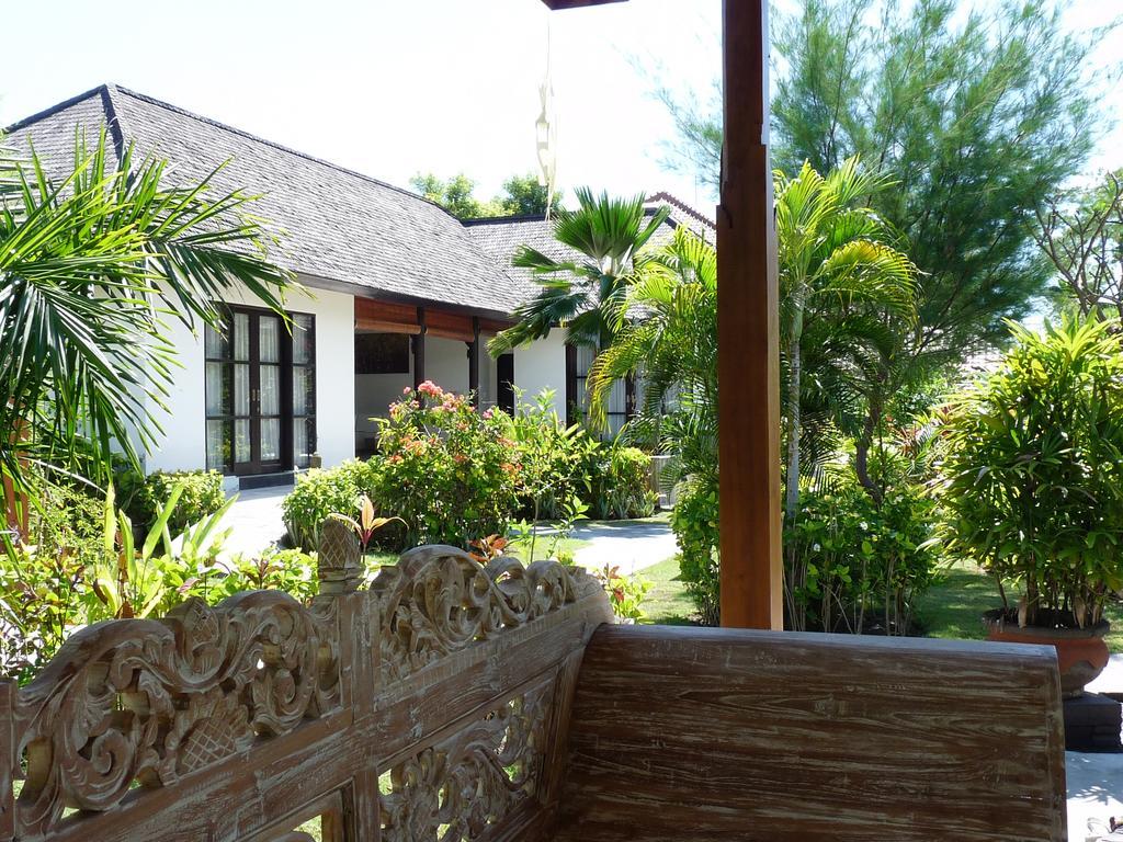 Taman Dewi Sri Villa et Bungalow Pemuteran Exteriör bild