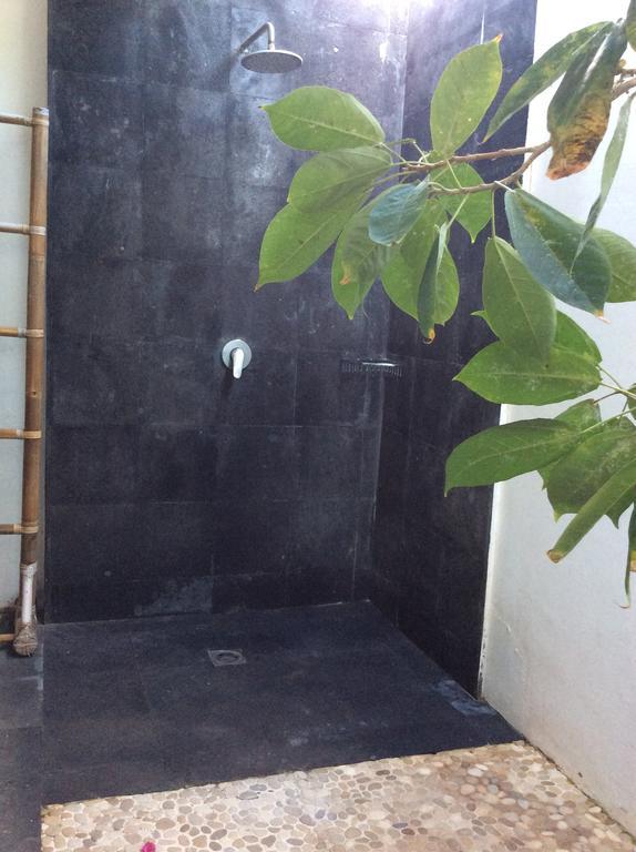 Taman Dewi Sri Villa et Bungalow Pemuteran Exteriör bild
