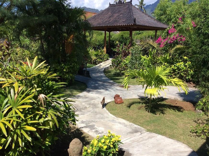 Taman Dewi Sri Villa et Bungalow Pemuteran Exteriör bild